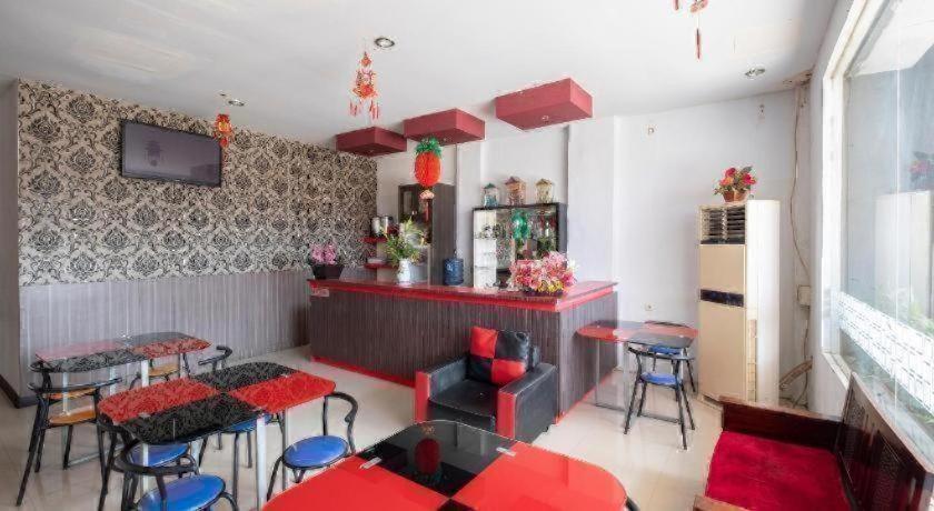 Hotel Permata Макасар Екстер'єр фото